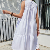 Robe à volants sans manches et col en V